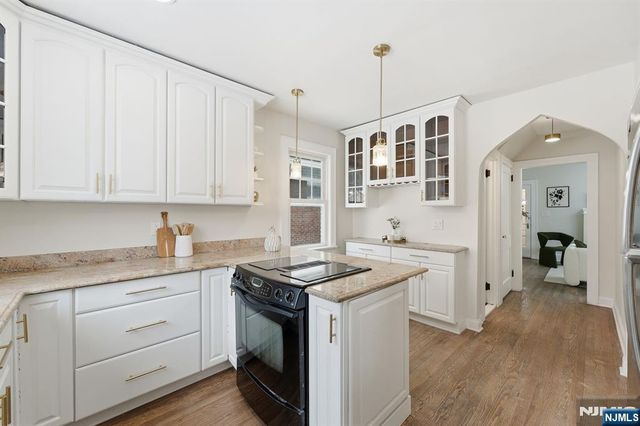 731 Woodland Avenue, Roselle Park, NJ 07204