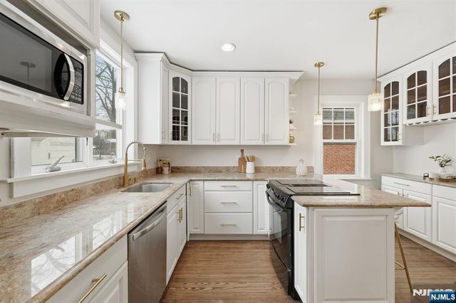 731 Woodland Avenue, Roselle Park, NJ 07204