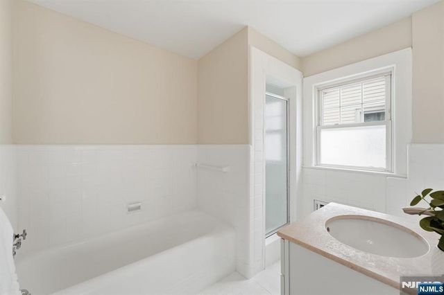 731 Woodland Avenue, Roselle Park, NJ 07204