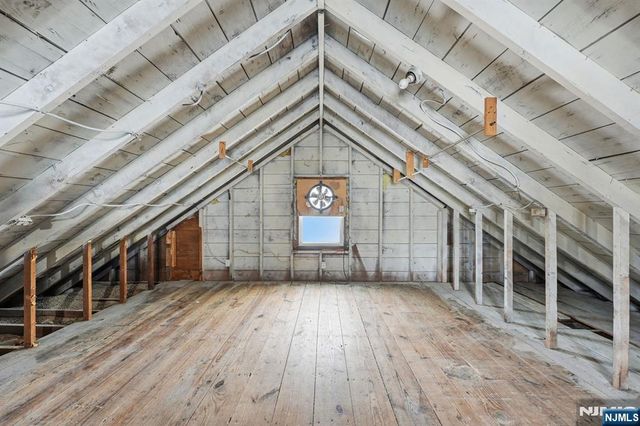 731 Woodland Avenue, Roselle Park, NJ 07204