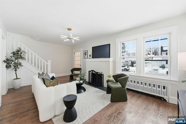 731 Woodland Avenue, Roselle Park, NJ 07204