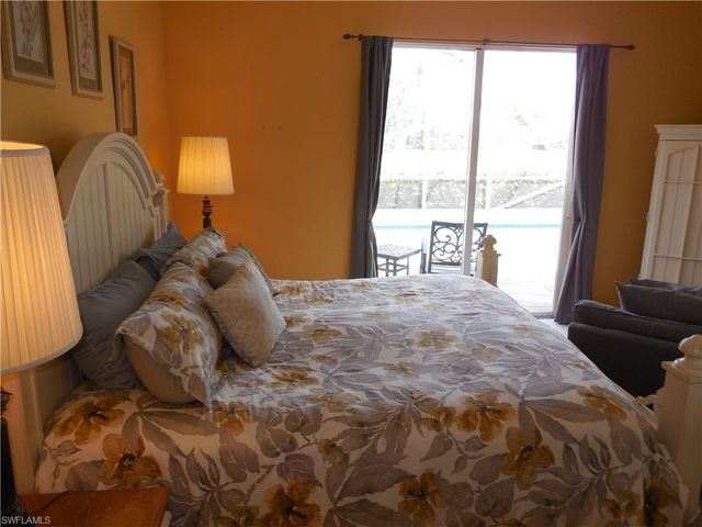 4456 Prescott LN, Naples, FL 34119