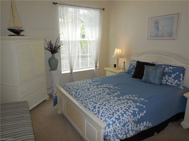 4456 Prescott LN, Naples, FL 34119