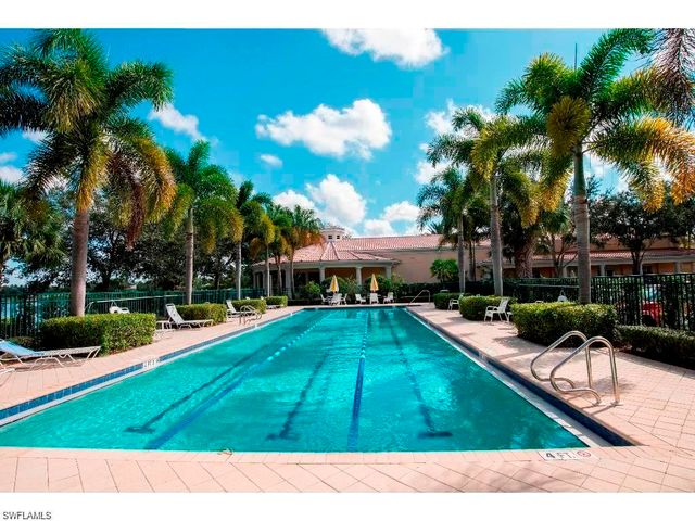 4456 Prescott LN, Naples, FL 34119