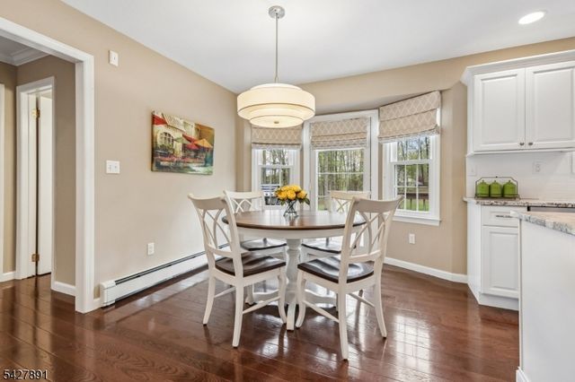 5 Revere Ct, Randolph Twp., NJ 07869
