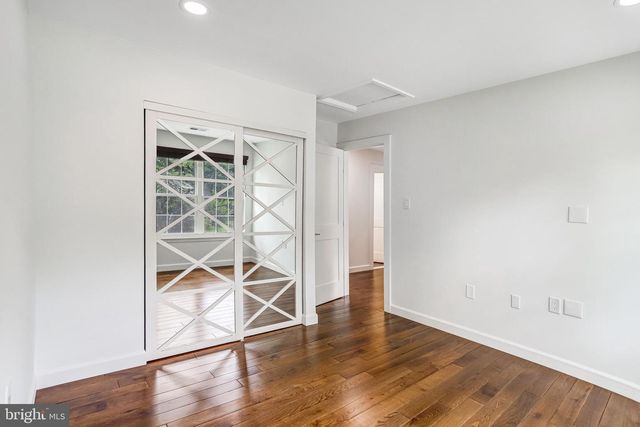 1413 BAYSHIRE LN, Herndon, VA 20170