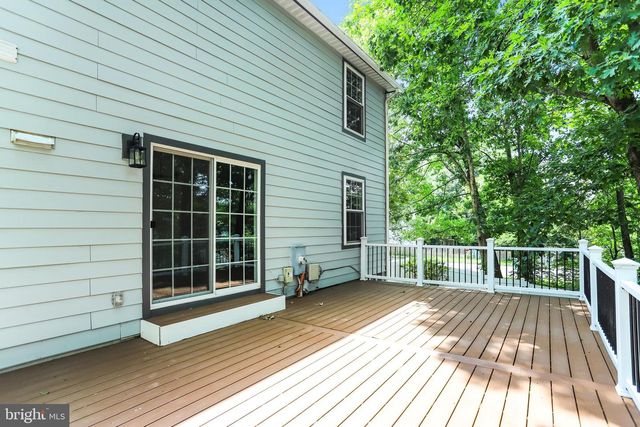 1413 BAYSHIRE LN, Herndon, VA 20170