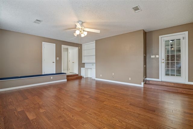 5802 Pecan Grove Drive, Sachse, TX 75048