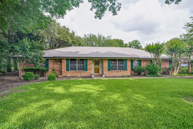 5802 Pecan Grove Drive, Sachse, TX 75048