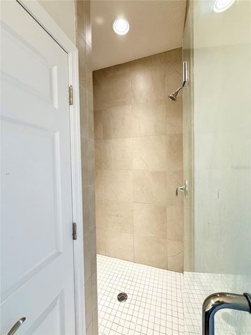 5750 DESERT ROSE PLACE, Tampa, FL 33615