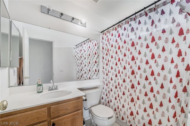 1040 Kings View Court, Henderson, NV 89002