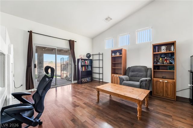 1040 Kings View Court, Henderson, NV 89002