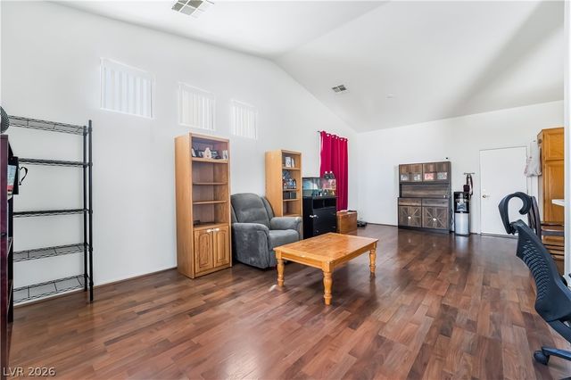 1040 Kings View Court, Henderson, NV 89002