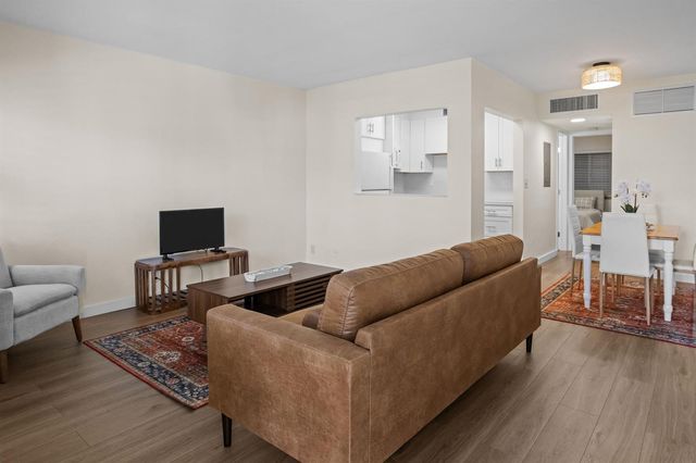1980 Sunset Avenue 7, Lake Worth Beach, FL 33461