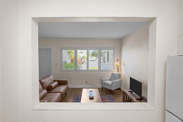 1980 Sunset Avenue 7, Lake Worth Beach, FL 33461