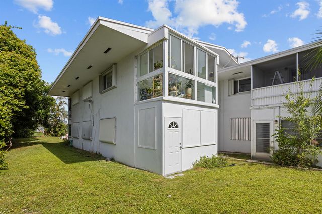 1980 Sunset Avenue 7, Lake Worth Beach, FL 33461