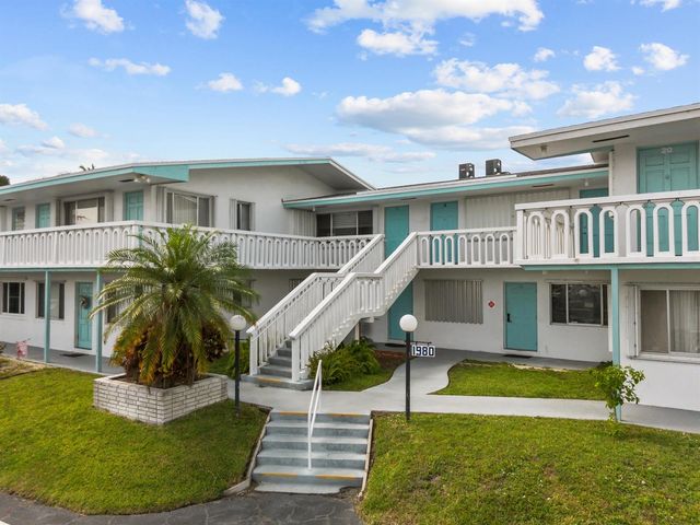 1980 Sunset Avenue 7, Lake Worth Beach, FL 33461
