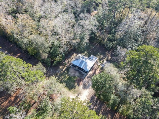 180 S Friar Tuck Drive S, Woodville, TX 75979