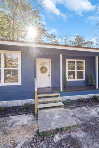 180 S Friar Tuck Drive S, Woodville, TX 75979