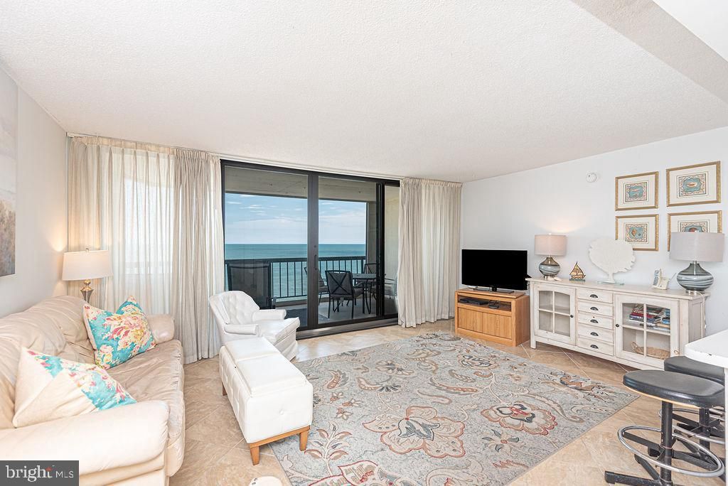 Image 7 of property listing at 11100 COASTAL HWY #1503, Ocean City, MD 21842
