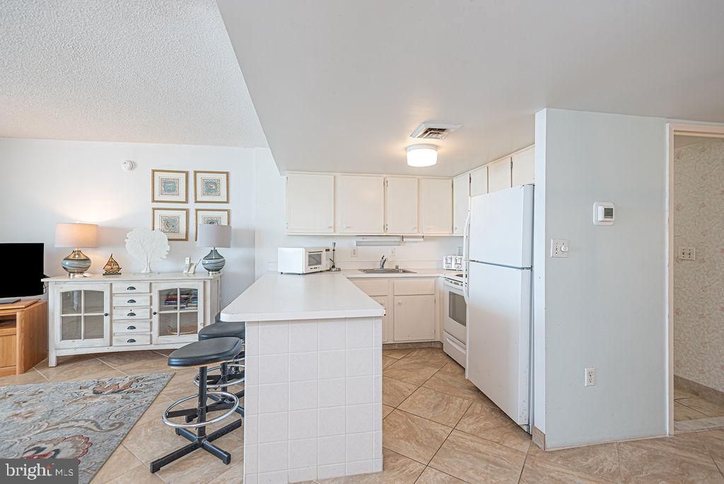 Image 8 of property listing at 11100 COASTAL HWY #1503, Ocean City, MD 21842