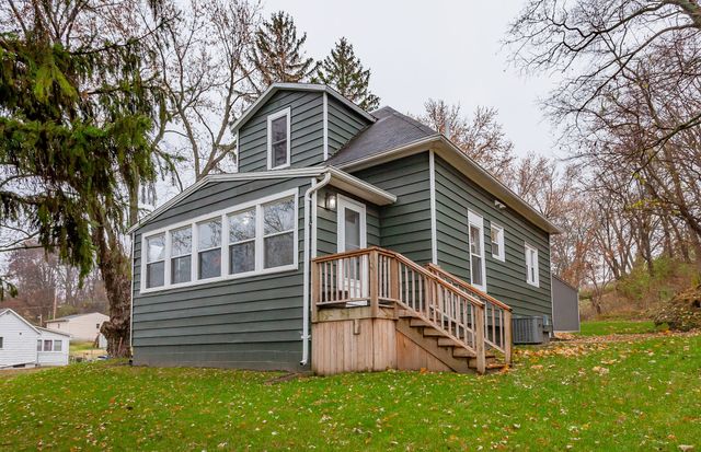 205 E Division Street, Colfax, IA 50054