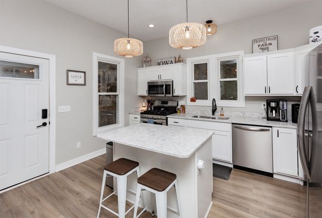 205 E Division Street, Colfax, IA 50054