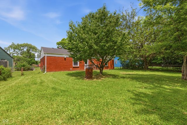 8315 Roy Road, Indianapolis, IN 46219
