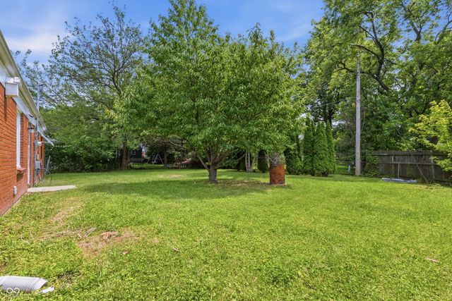 8315 Roy Road, Indianapolis, IN 46219
