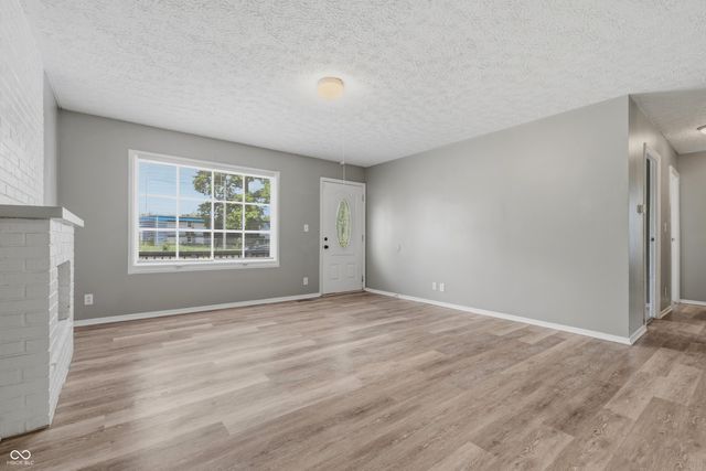 8315 Roy Road, Indianapolis, IN 46219
