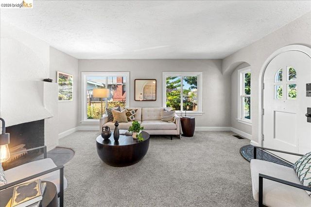 2144 2148 Curtis St, Berkeley, CA 94702