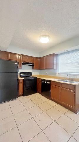 2817 Wimbledon Court A, Garland, TX 75041