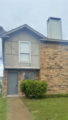 2817 Wimbledon Court A, Garland, TX 75041
