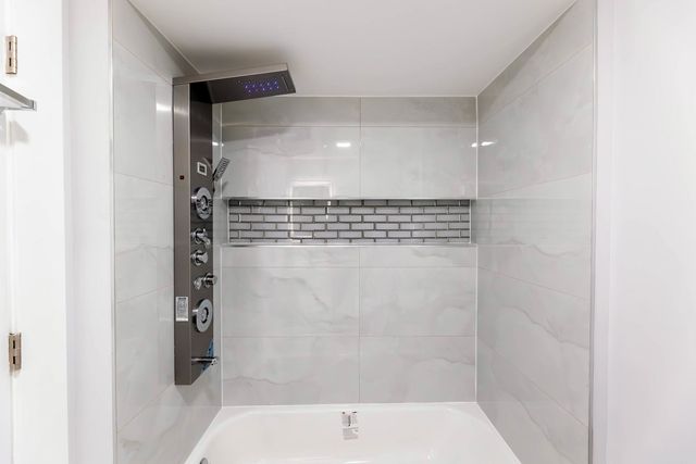 11619 S Aberdeen Street, Chicago, IL 60643