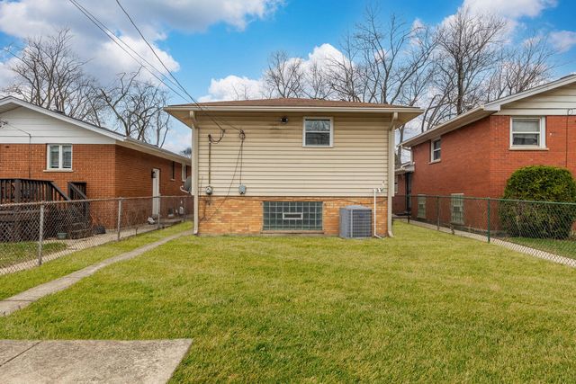 11619 S Aberdeen Street, Chicago, IL 60643
