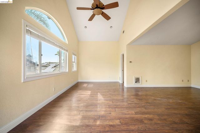 2002 Montauk Ct, Discovery Bay, CA 94505