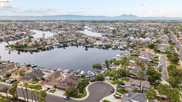2002 Montauk Ct, Discovery Bay, CA 94505