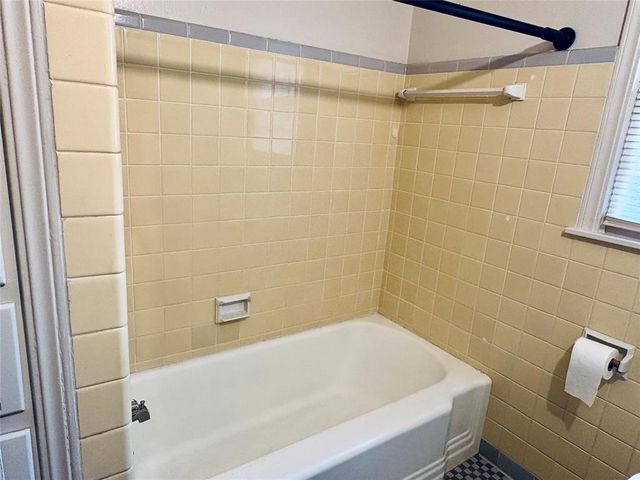5305 N Walker Avenue, Oklahoma City, OK 73118