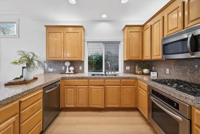 1802 Henning Place, Santa Clara, CA 95050