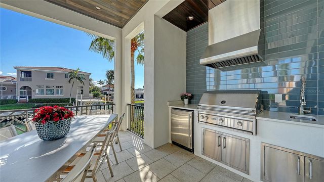 590 BIRDIE LANE, Longboat Key, FL 34228