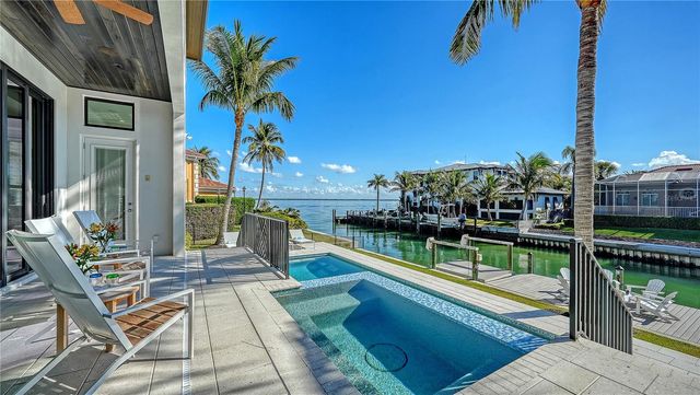 590 BIRDIE LANE, Longboat Key, FL 34228