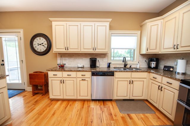 512 Wicked Stick Court, Inman, SC 29349