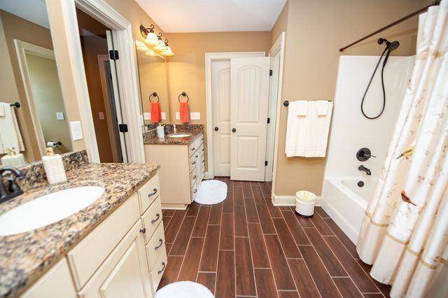 512 Wicked Stick Court, Inman, SC 29349