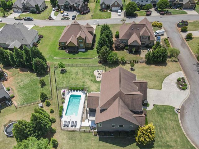 512 Wicked Stick Court, Inman, SC 29349