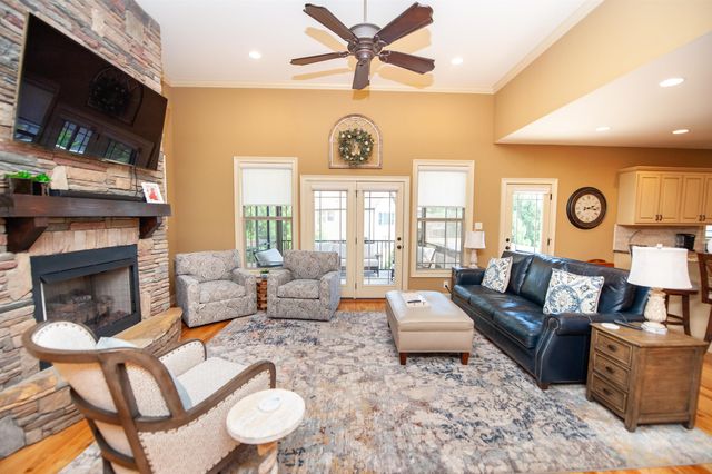 512 Wicked Stick Court, Inman, SC 29349