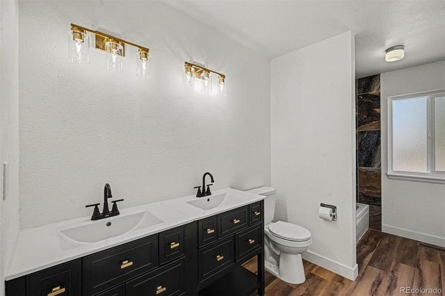 1800 S Mobile Street, Aurora, CO 80017