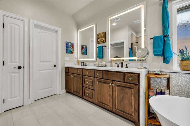 3218 E 146th Street S, Bixby, OK 74008