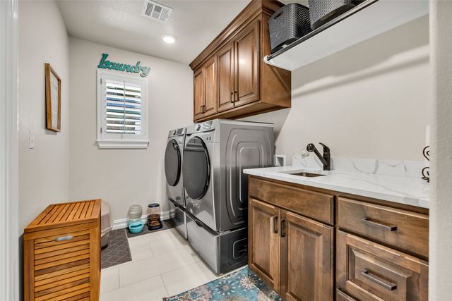 3218 E 146th Street S, Bixby, OK 74008