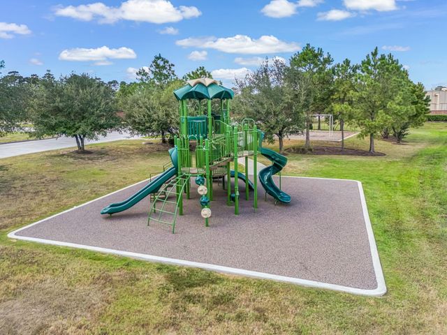 23618 Plantation Pines Lane, Tomball, TX 77375