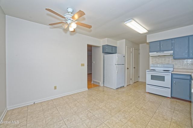 34 Commodore Street, Colonie, NY 12205